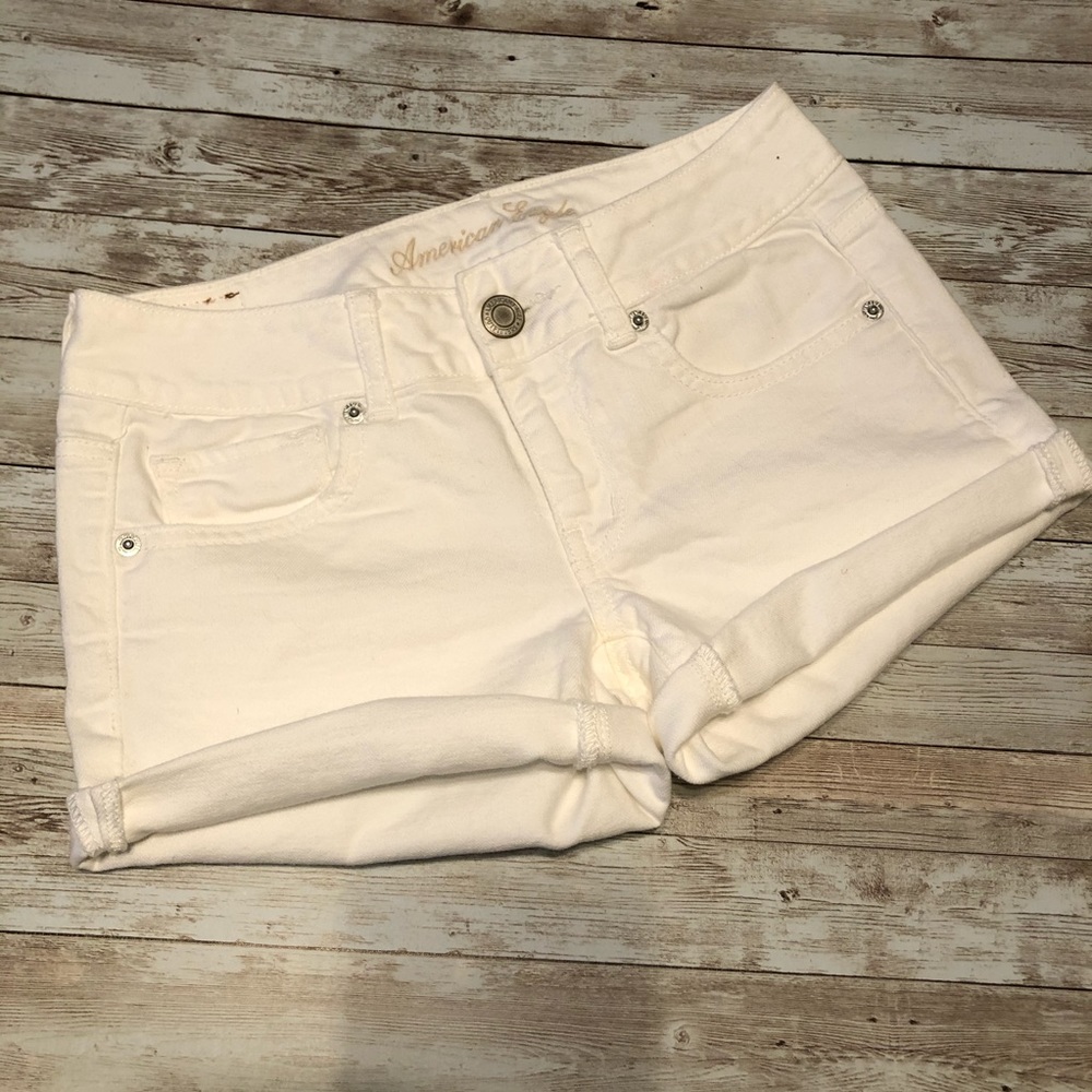 3/15$American eagle white jean shorts size 2